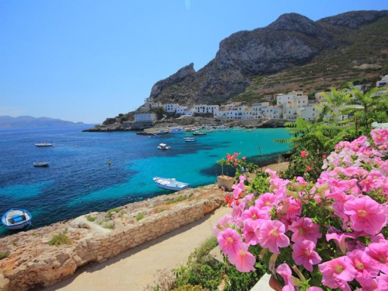 Excursions to Taormina, Etna, Aeolian Islands, Vulcano, Lipari, Stromboli, Palermo, Cefalù, Syracuse, Agrigento, Favignana, Lampedusa