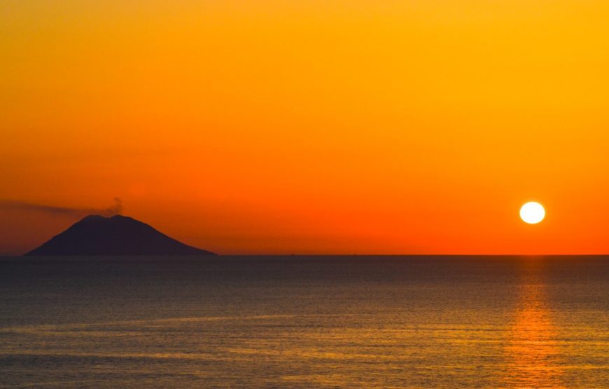 Excursion from Milazzo to Panarea and Stromboli by night