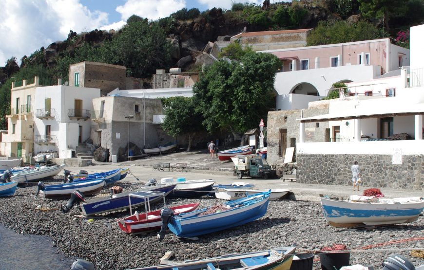 Excursion from Lipari to Great Crater and Boat Tour