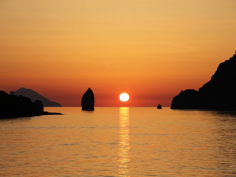 Excursion au coucher du soleil entre les îles de Vulcano et Lipari