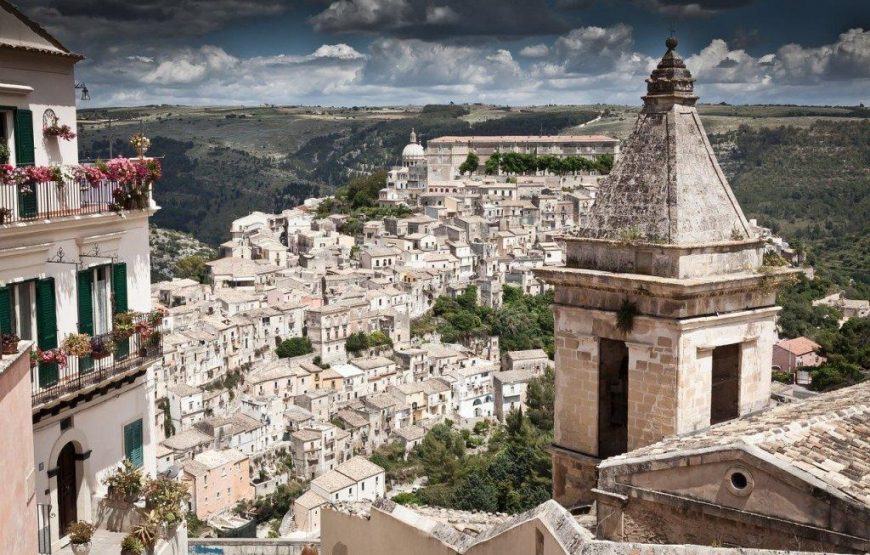 Excursion from Syracuse to the House of Montalbano, Ragusa Ibla and Modica